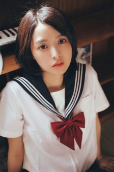和爸爸kiss